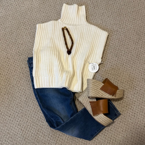 NWT | STAUD ‘Bette’ Sweater in Ivory - Picture 8 of 15